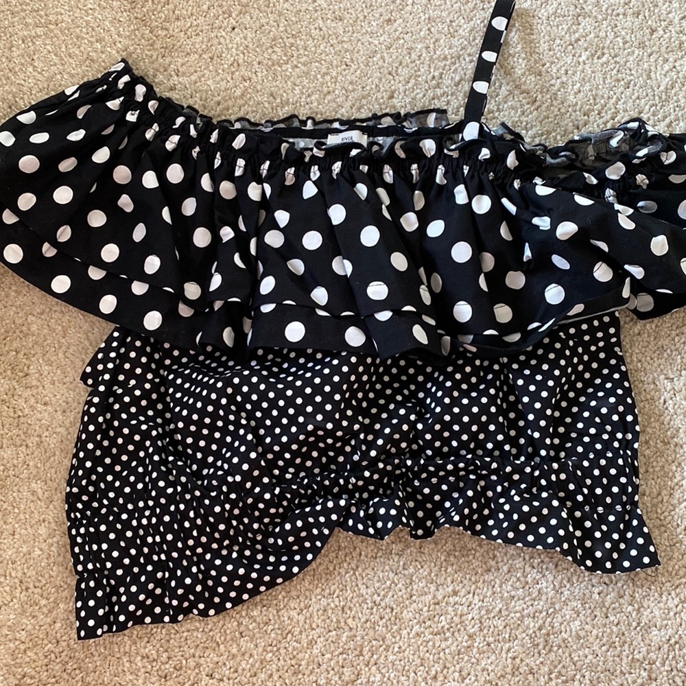 Copped off the shoulder polka dot top